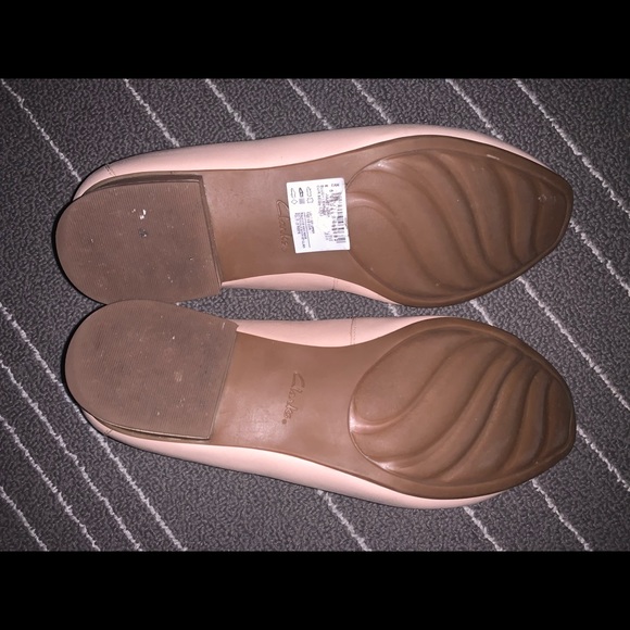 Clarks nude leather flats - Picture 4 of 4